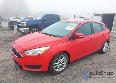 2016 Ford Focus Se z USA, uszkodzony, nr VIN 1FADP3K22GL286641